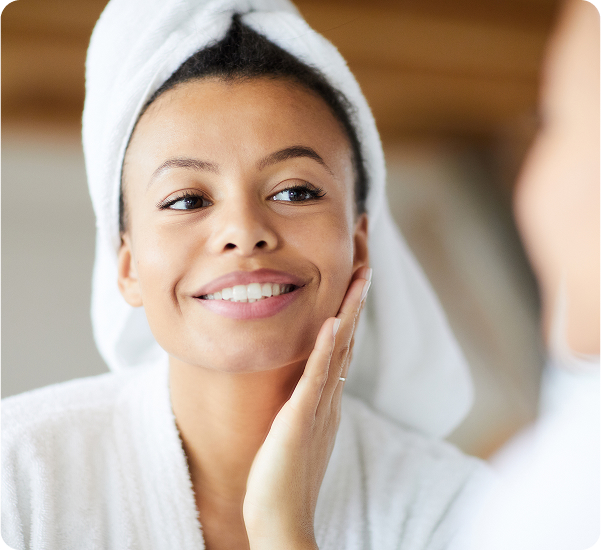 approach-img Beautiful woman modeling fillers and Neurotoxins